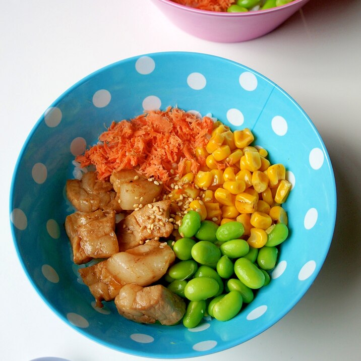 栄養満点！もりもり元気に四色丼♪